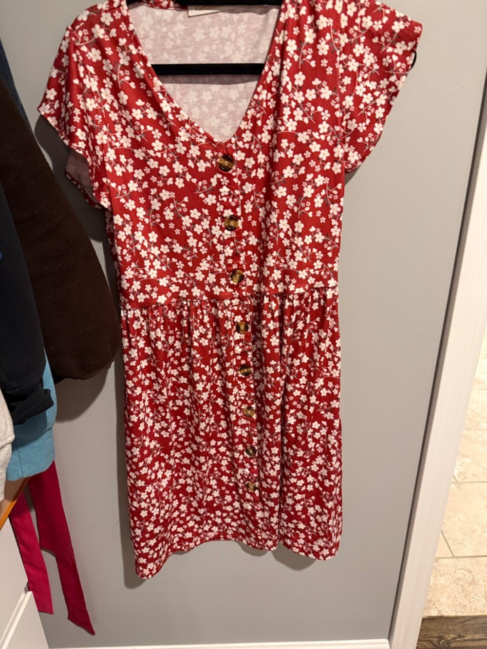 Woman’s small' Red Floral Button-Front Dress